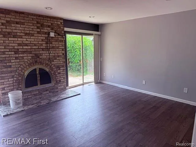 15012 Congress Dr — Photo 12