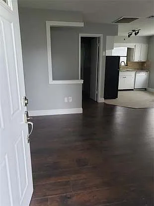 3055 Belcher Rd — Photo 23