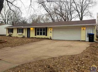 1405 SW 30th St, Topeka, KS 66611