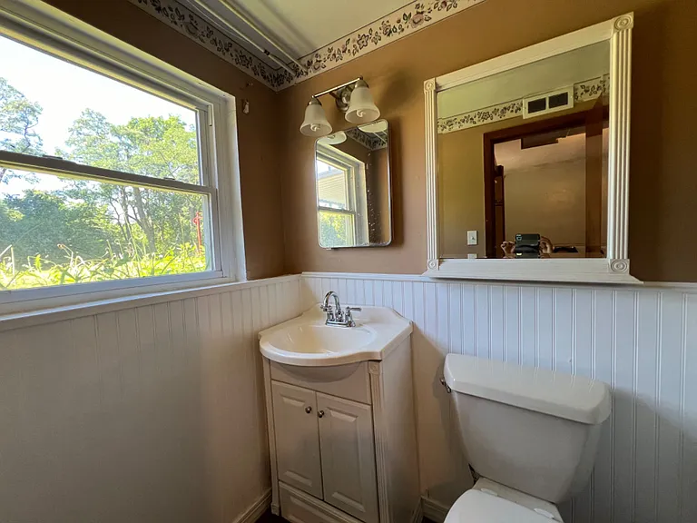 25542 Concord Dr — Photo 16