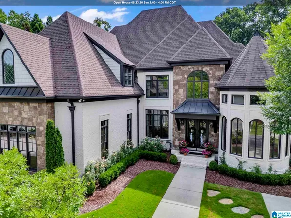 833 Mountainview Dr, Gardendale, AL 35071