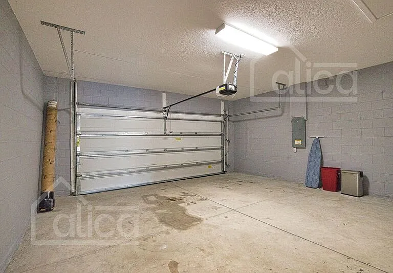 1610 Rada Ln — Photo 37