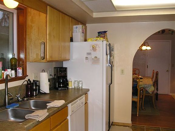 3rd image of 117 Shadywood Ln