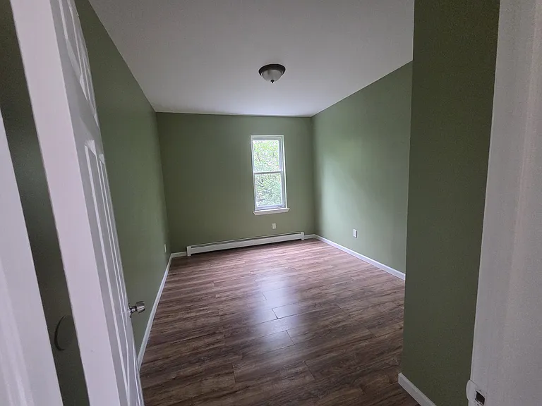 453 S 18th St #3B — Photo 6
