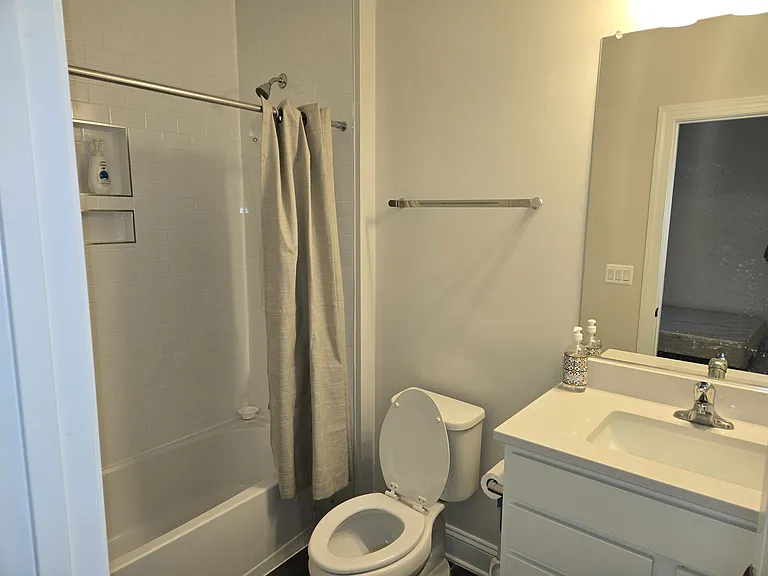 1914 Cherri Dr — Photo 4