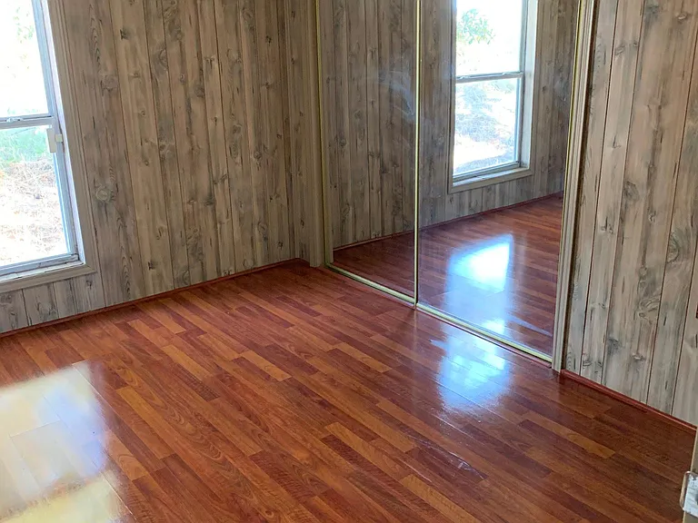 2495 S Avenue F — Photo 14