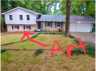 1738 Pounds Rd, Stone Mountain, GA 30087