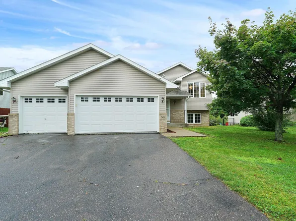 502 5th St N, Montrose, MN 55363