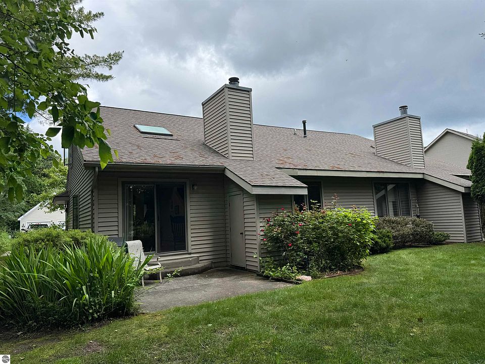 1st image of 723 N Apple Tree Dr Unit 18