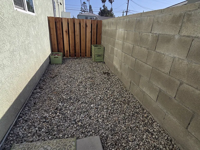 2220 Norwalk Ave #A — Photo 23