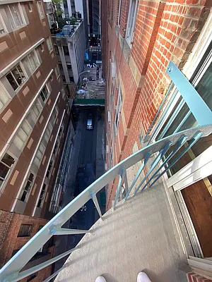 Rented by Voro NYC | media 33