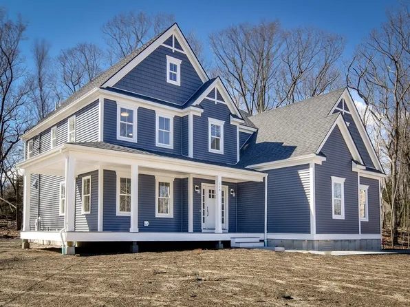 116 Oak St, Holliston, MA 01746