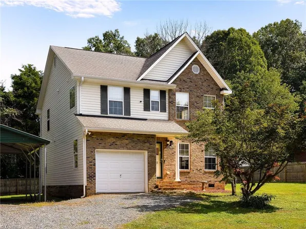 7843 Fair Bluff Dr, Lewisville, NC 27023