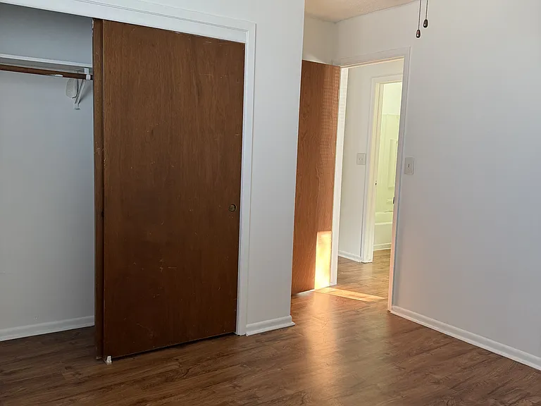 310 NW Chapel Dr #1 — Photo 6