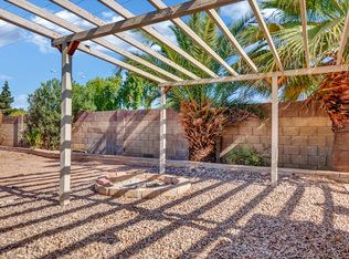 2005 S Nina Cir, Mesa, AZ 85210