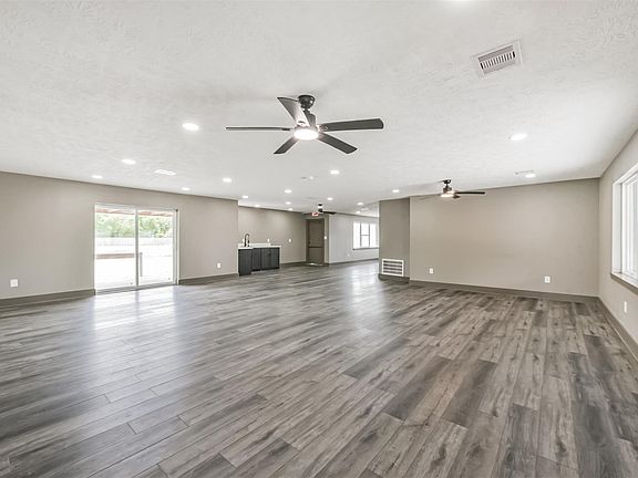 4th image of 9030 Almeda Genoa Rd