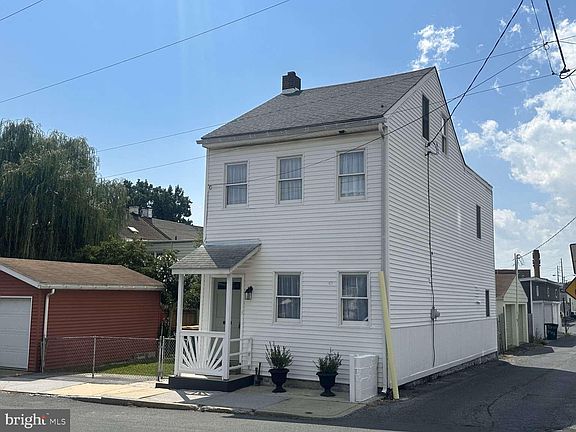 2nd image of 645 N 6th St