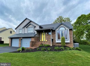 381 Lake St, Ephrata, PA 17522