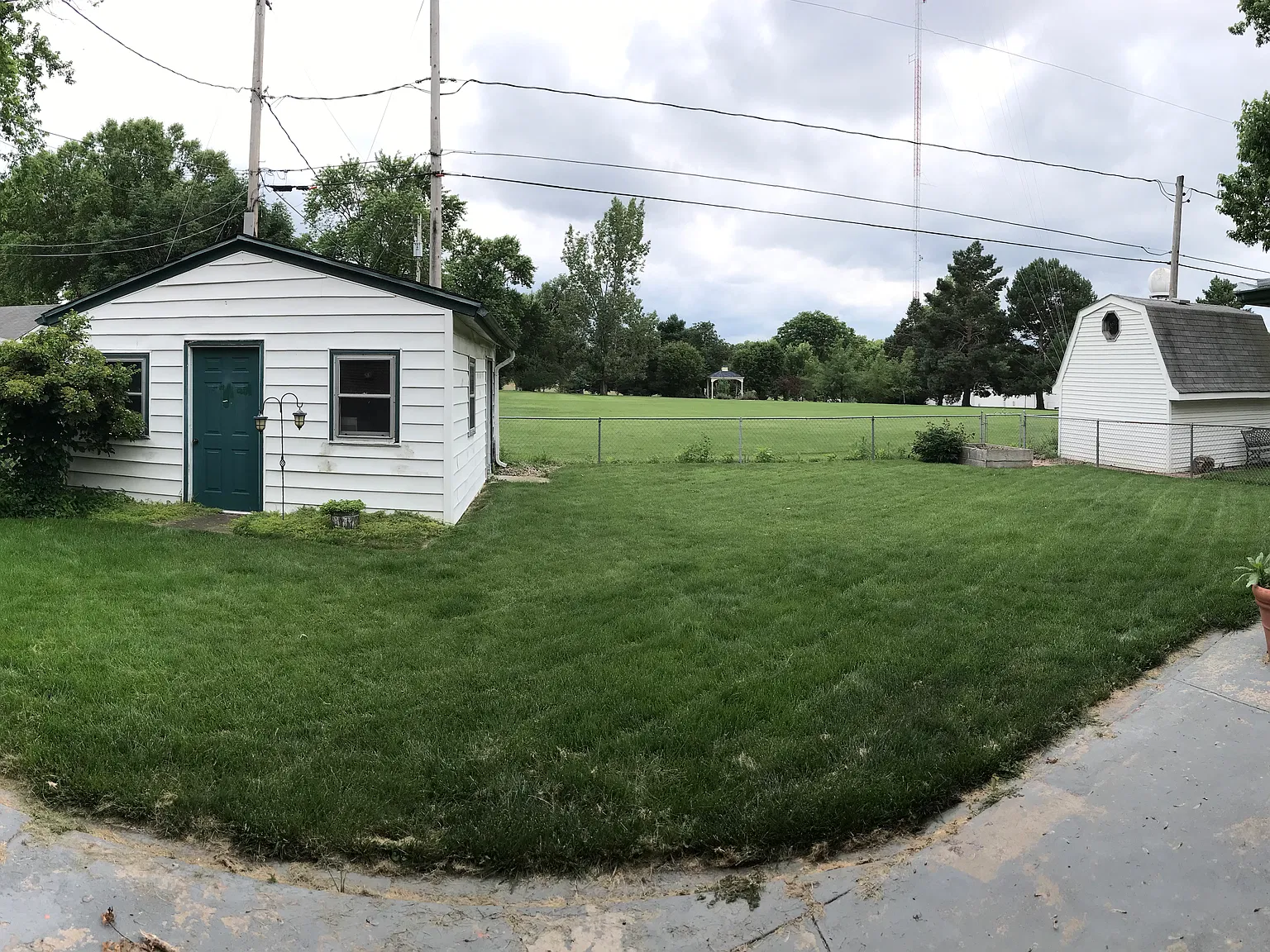 2 bed, 921 sqft, $1,600 — Photo 4