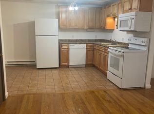 1-216 Main St, Woburn, MA 01801