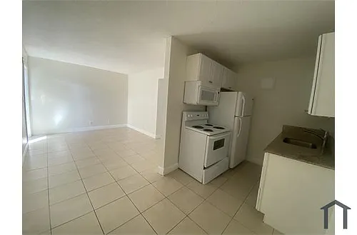 1151 NE 16th Ct Photo 1