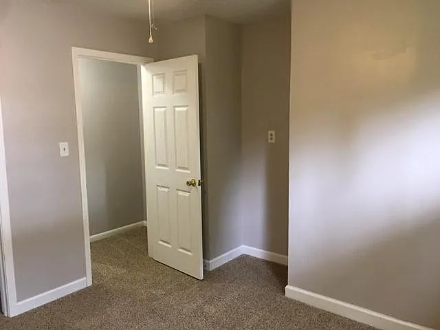 Bedroom 2 nook for dresser. Also has closet.