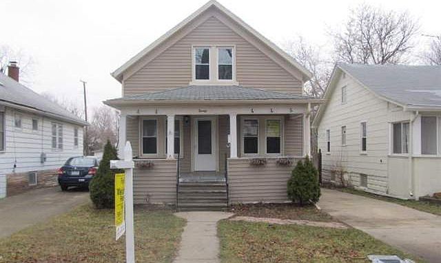 1st image of 20 Englewood St