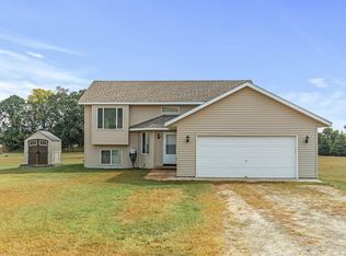 30229 97th Ct, Princeton, MN 55371