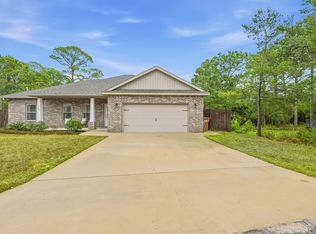 1660 Tuscon Ct, Gulf Breeze, FL 32563