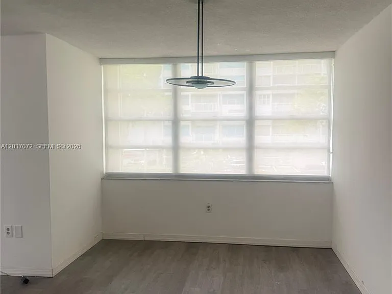 2750 NE 183rd St #T-211 — Photo 30