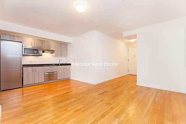 Rented by Mirador Real Estate | media 17