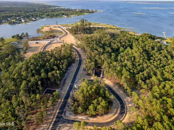 412 Summer Duck Drive, Beaufort, NC 28516