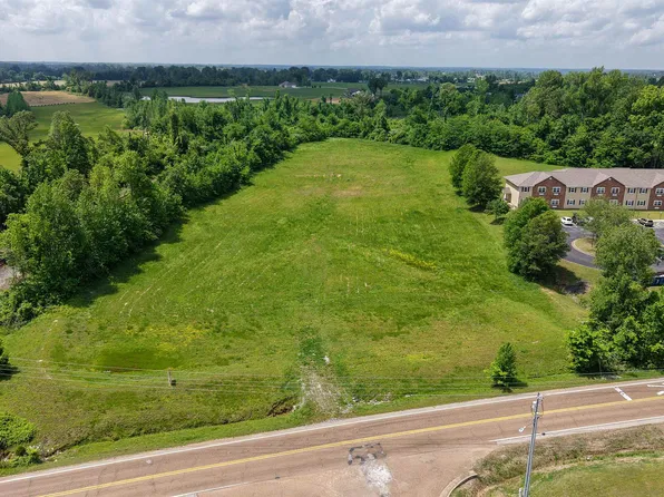375 Mueller Brass Rd #5, Covington, TN 38019