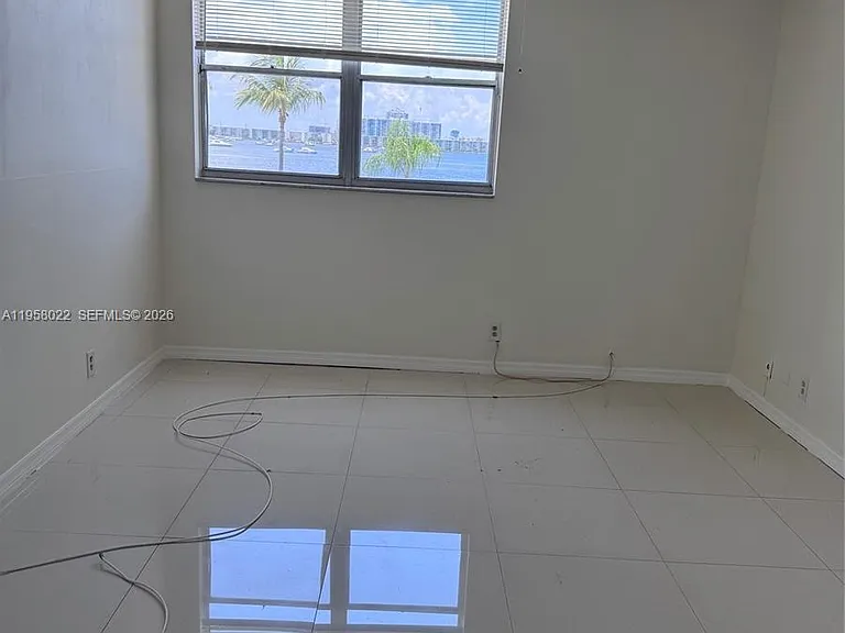2821 N Miami Beach Blvd #3L — Photo 14