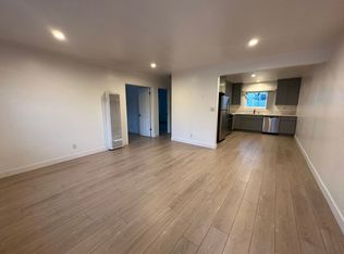 445-455 Rose Ave #455-4, Long Beach, CA 90802