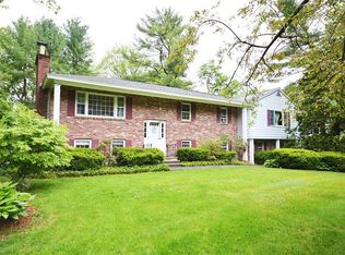 21 Cathy Rd, Chelmsford, MA 01824