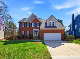 1108 Foxfield Rd, Waxhaw, NC 28173