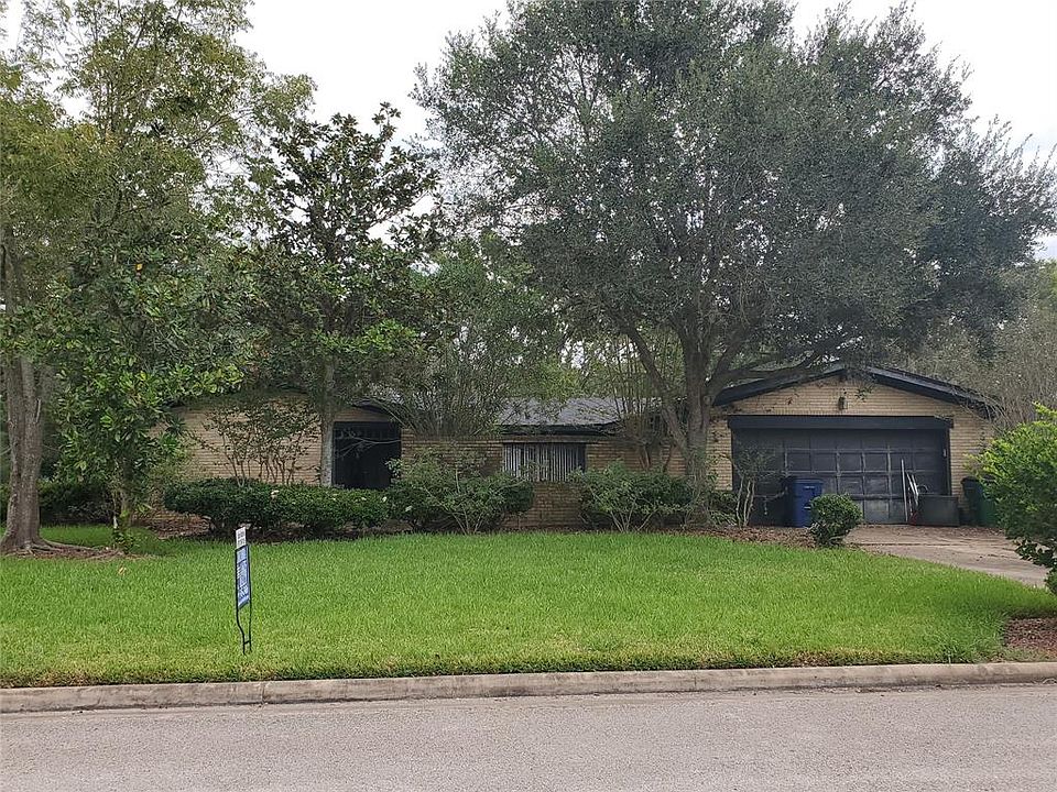 1st image of 2273 Lake Forrest Dr