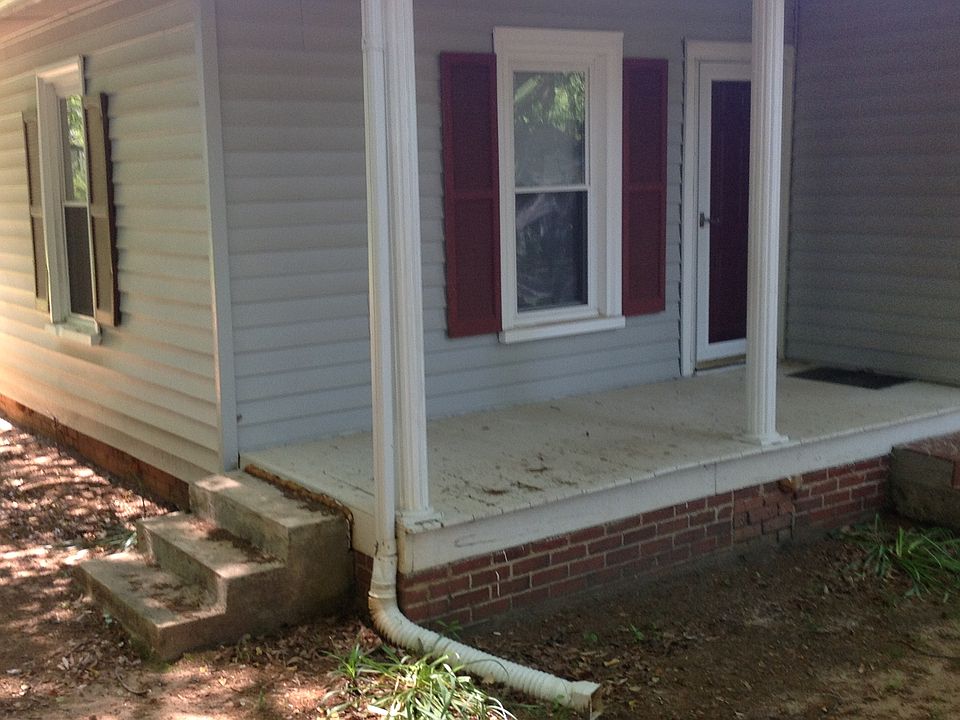 1st image of 107 Fulton Dr
