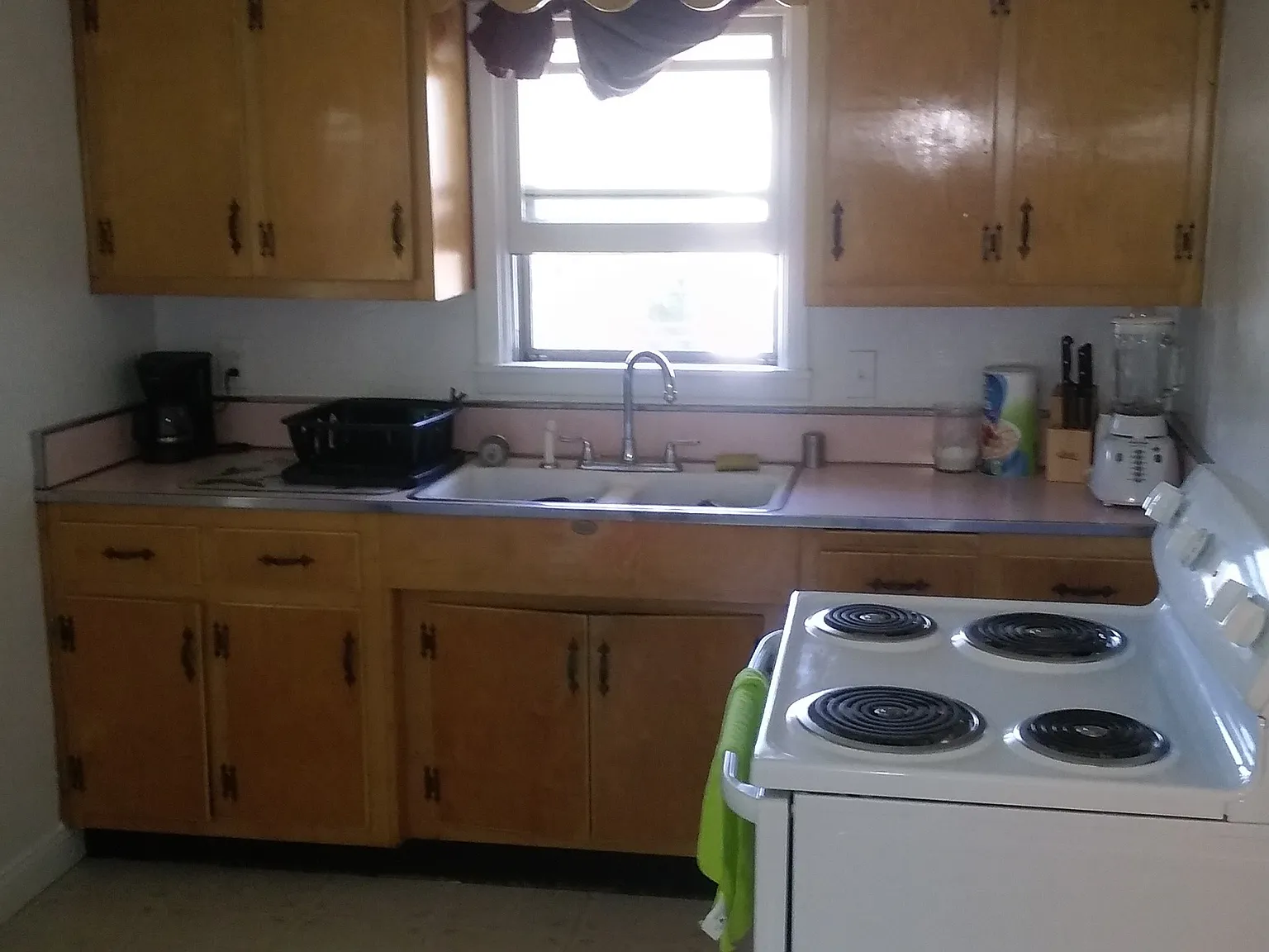 1 bed, $650 — Photo 2