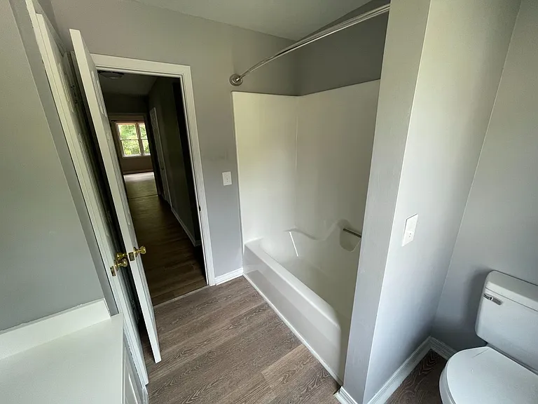 1307 Newfoundland Ct — Photo 21