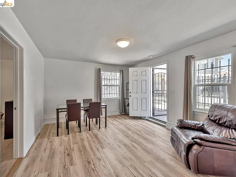1715 9th Ave #C — Photo 13