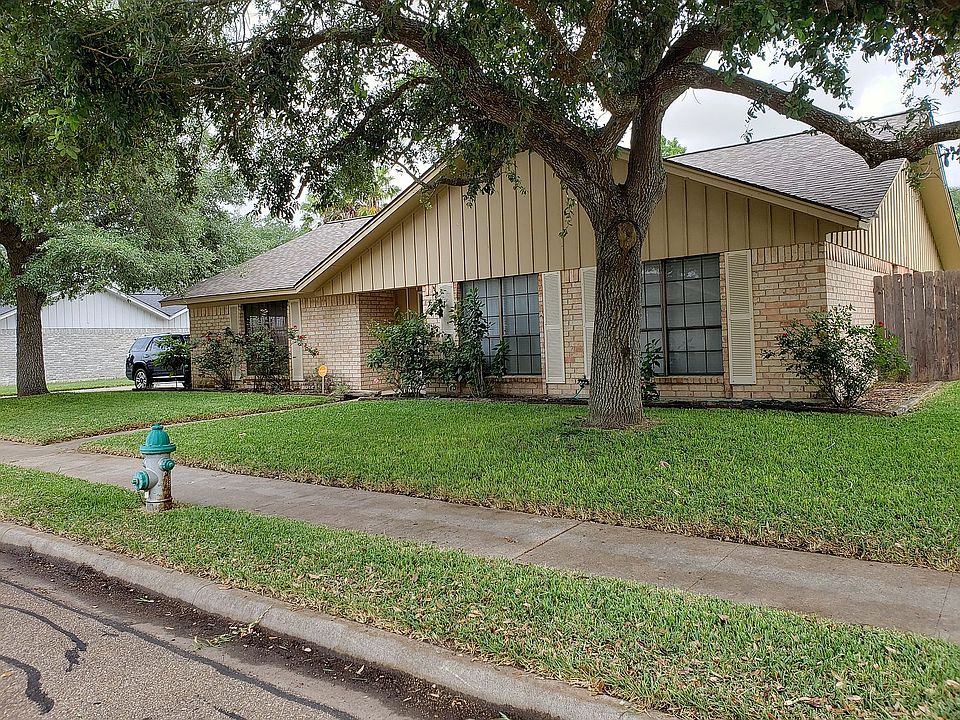 1st image of 414 Alamogordo Dr