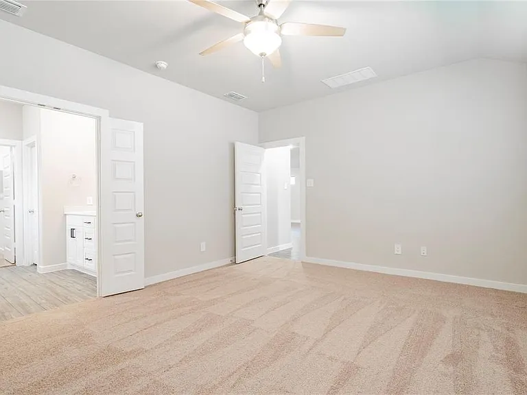 2529 Moser Ln — Photo 11