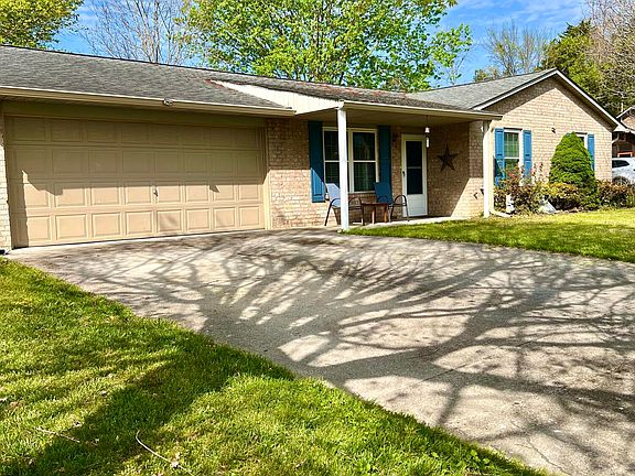 2nd image of 7021 Pisa Cir