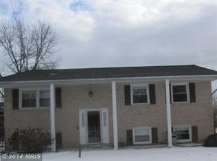 21564 Compass Rose Ct, Sterling, VA 20164