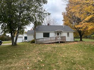 345 W Church Ave, Reed City, MI 49677