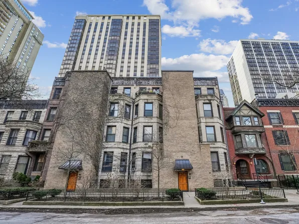 59 E Cedar St APT 3A, Chicago, IL 60611