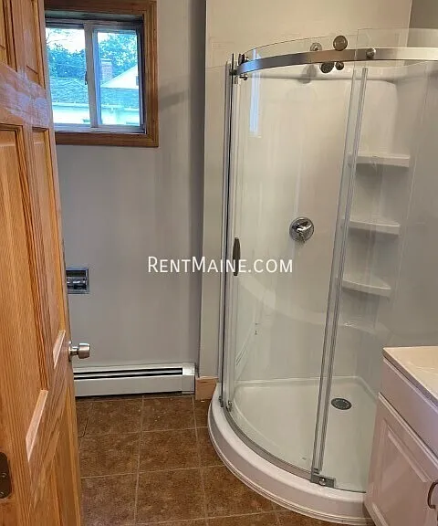 118 Grove St #2 — Photo 8