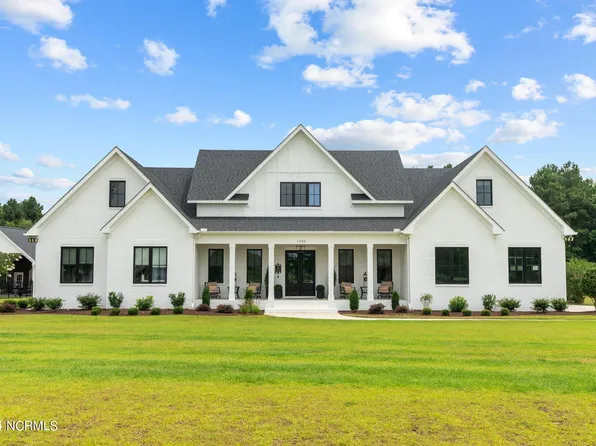 1505 Fox Hollow Drive, Ayden, NC 28513